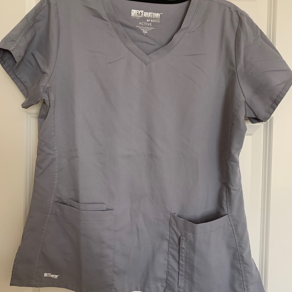 Greys anatomy grey scrub top